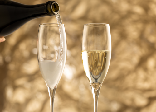 Difference Between Sparkling Wine And Champagne (1)