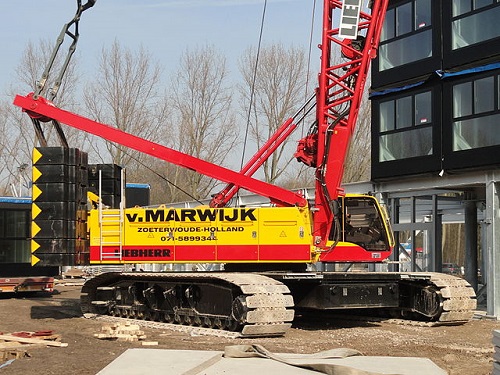 Difference Between Hydraulic Crane and Crawler Crane-1