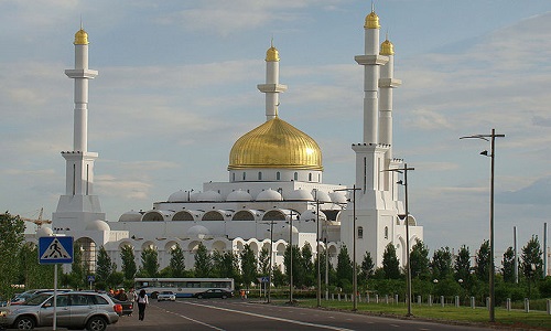 640px-Nur-Astana_Mosque