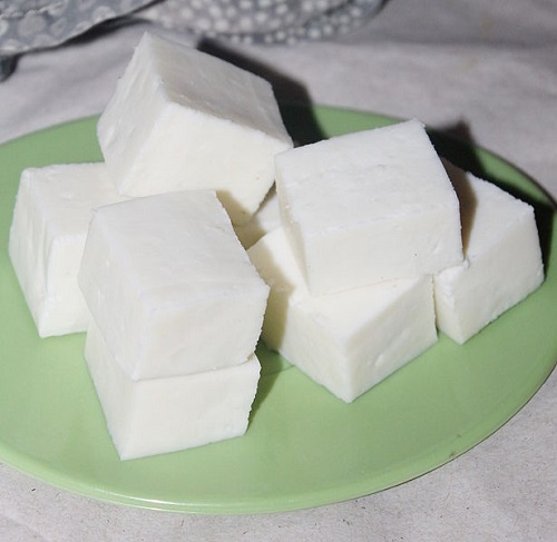 Difference Between Cheese and Paneer-1