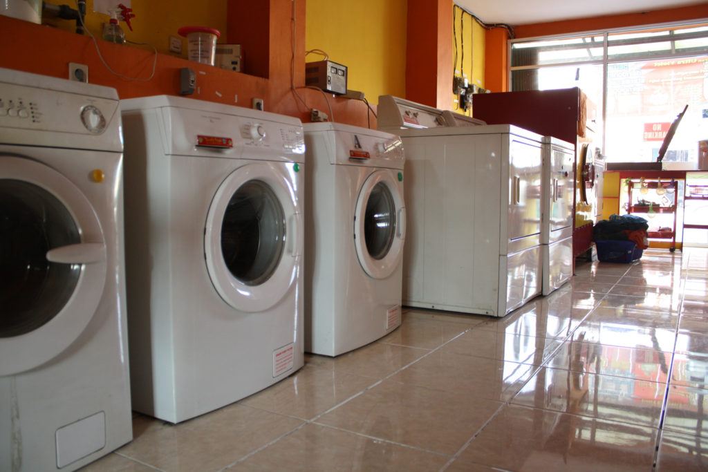 What's the Difference Between a Laundromat and a Dry Cleaner? - Fresh & Clean  Laundry