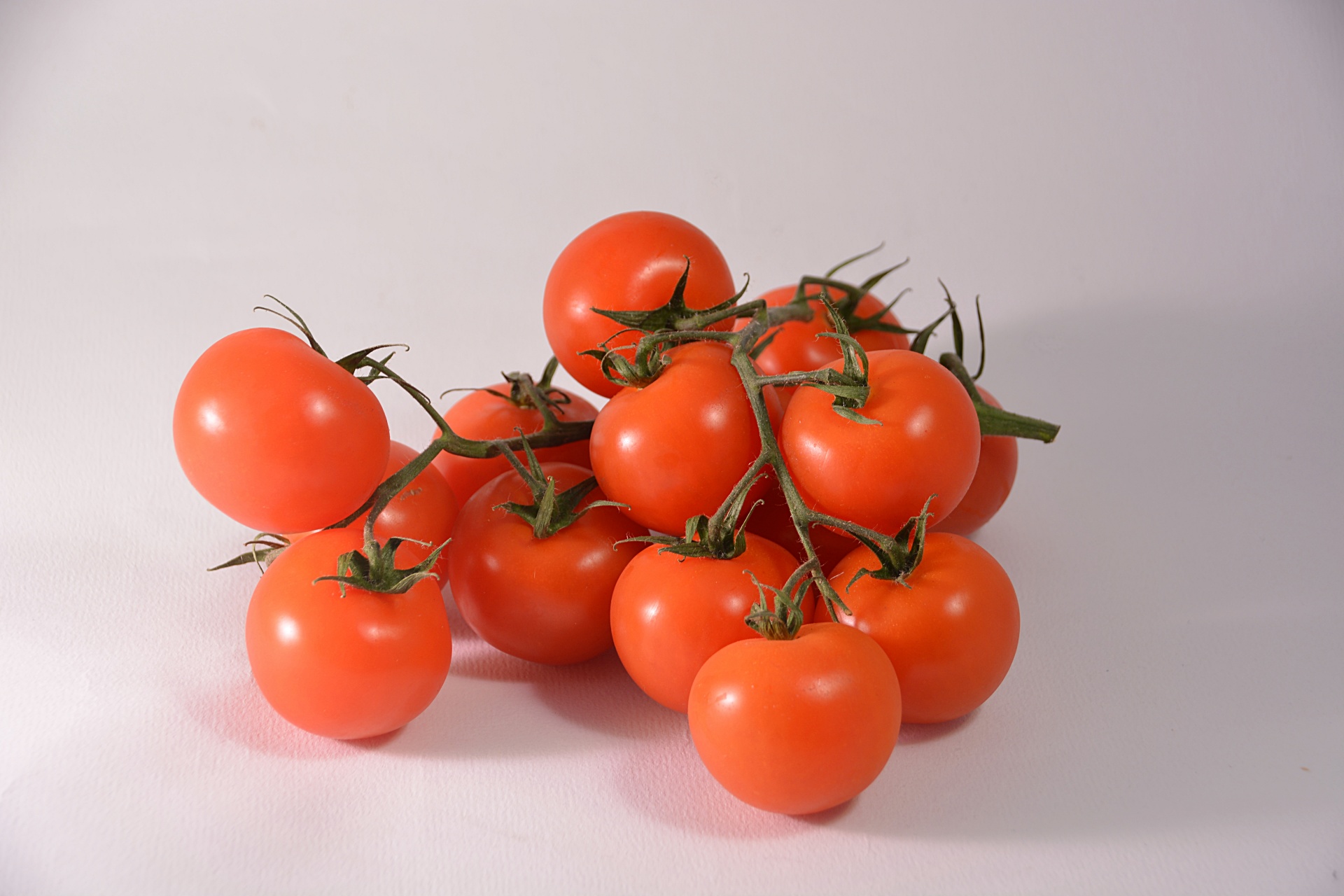 Difference Between Grape Tomatoes and Cherry Tomatoes