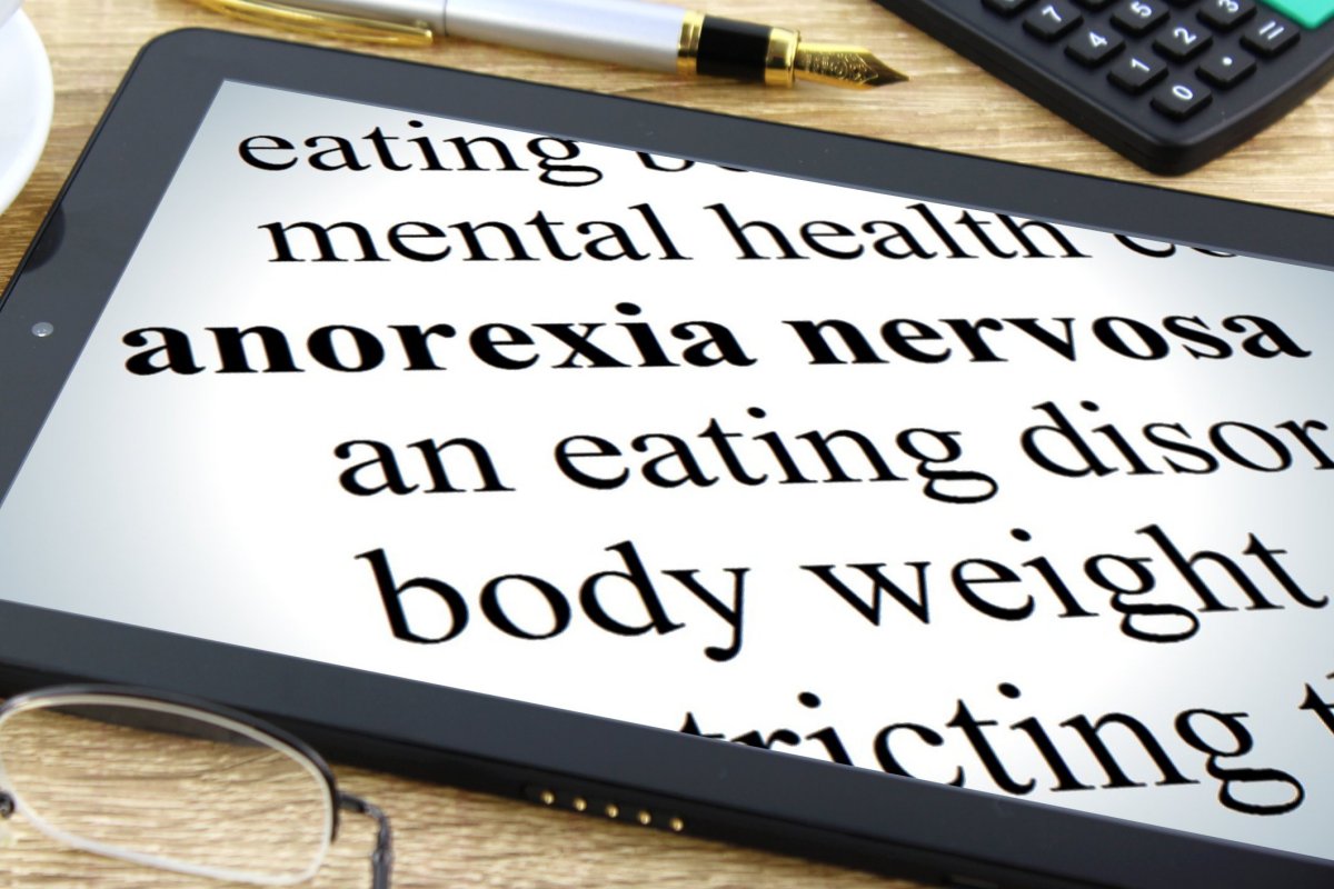 Difference Between Body Dysmorphic Disorder and Anorexia