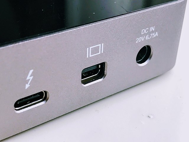 Difference Between Thunderbolt and Mini DisplayPort