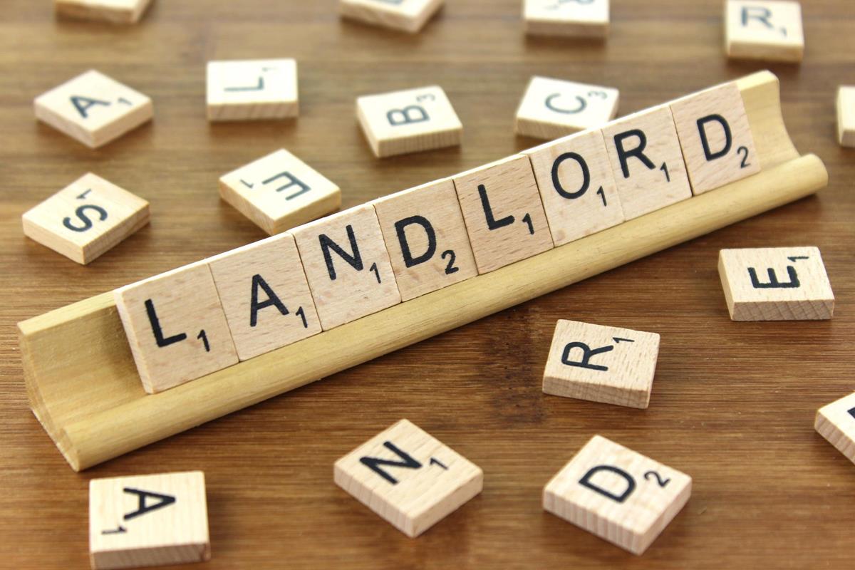Difference Between Landlord and Property Manager