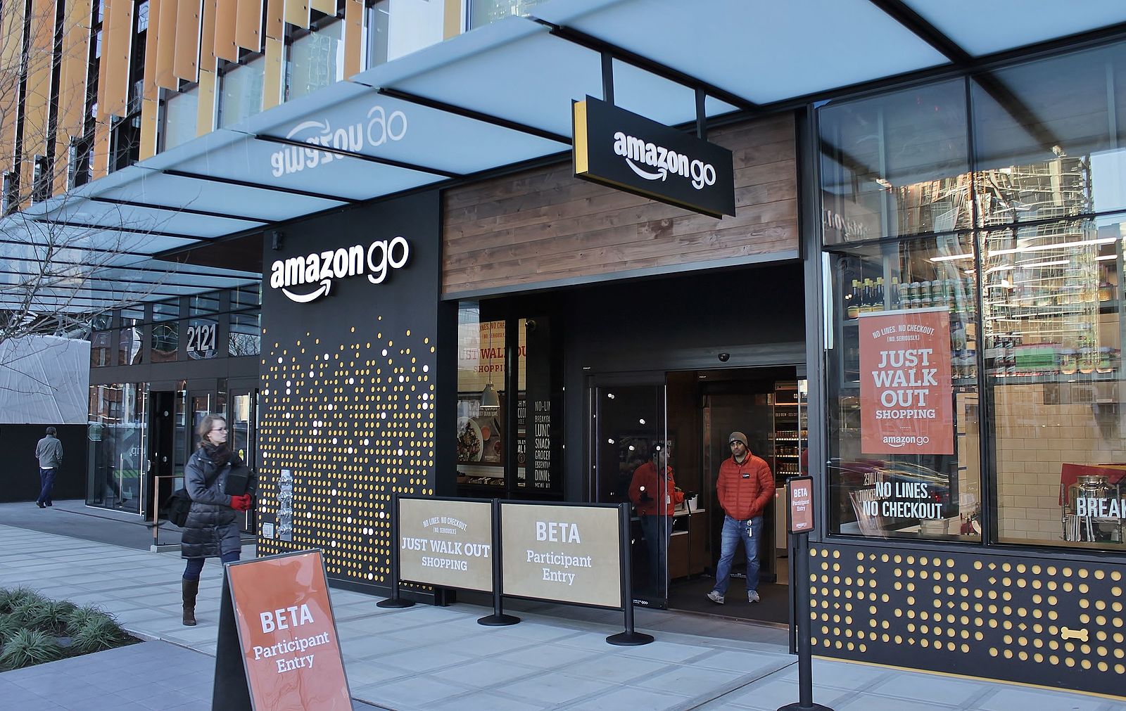 Difference Between Amazon Go and Competitors