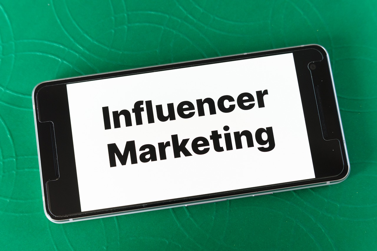 Difference Between Affiliate Marketing and Influencer Marketing