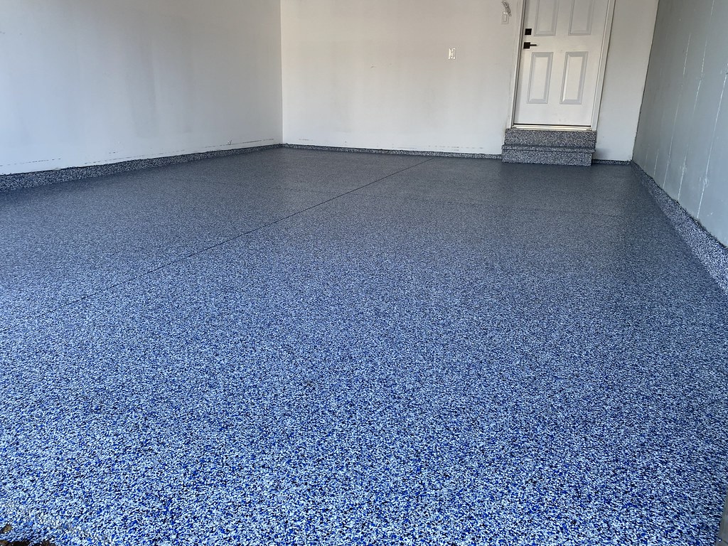 Difference Between Epoxy Flooring and Epoxy