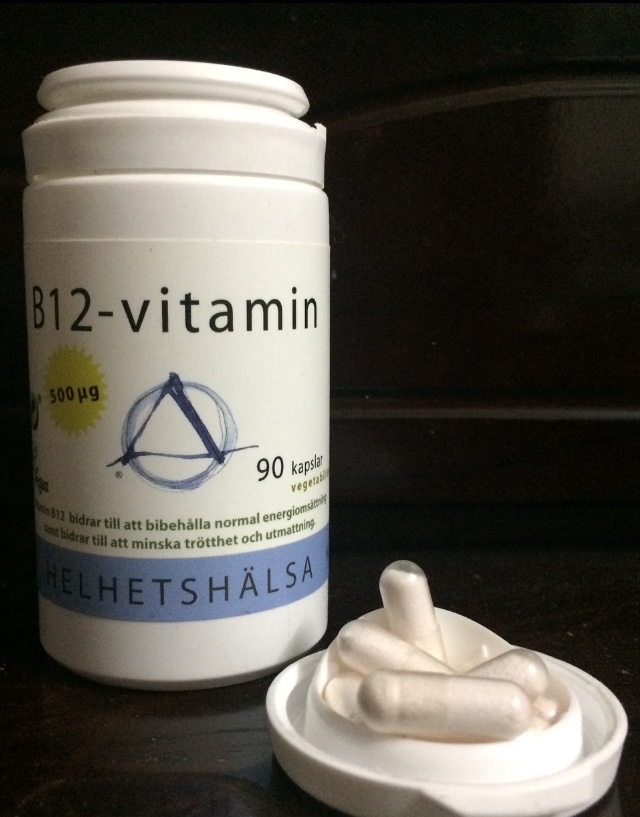 Difference Between Vitamin B1 and B12