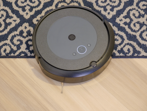 Difference Between Roomba and Deebot
