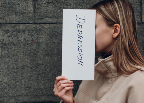 Difference Between Social Anxiety Disorder and Depression (1)